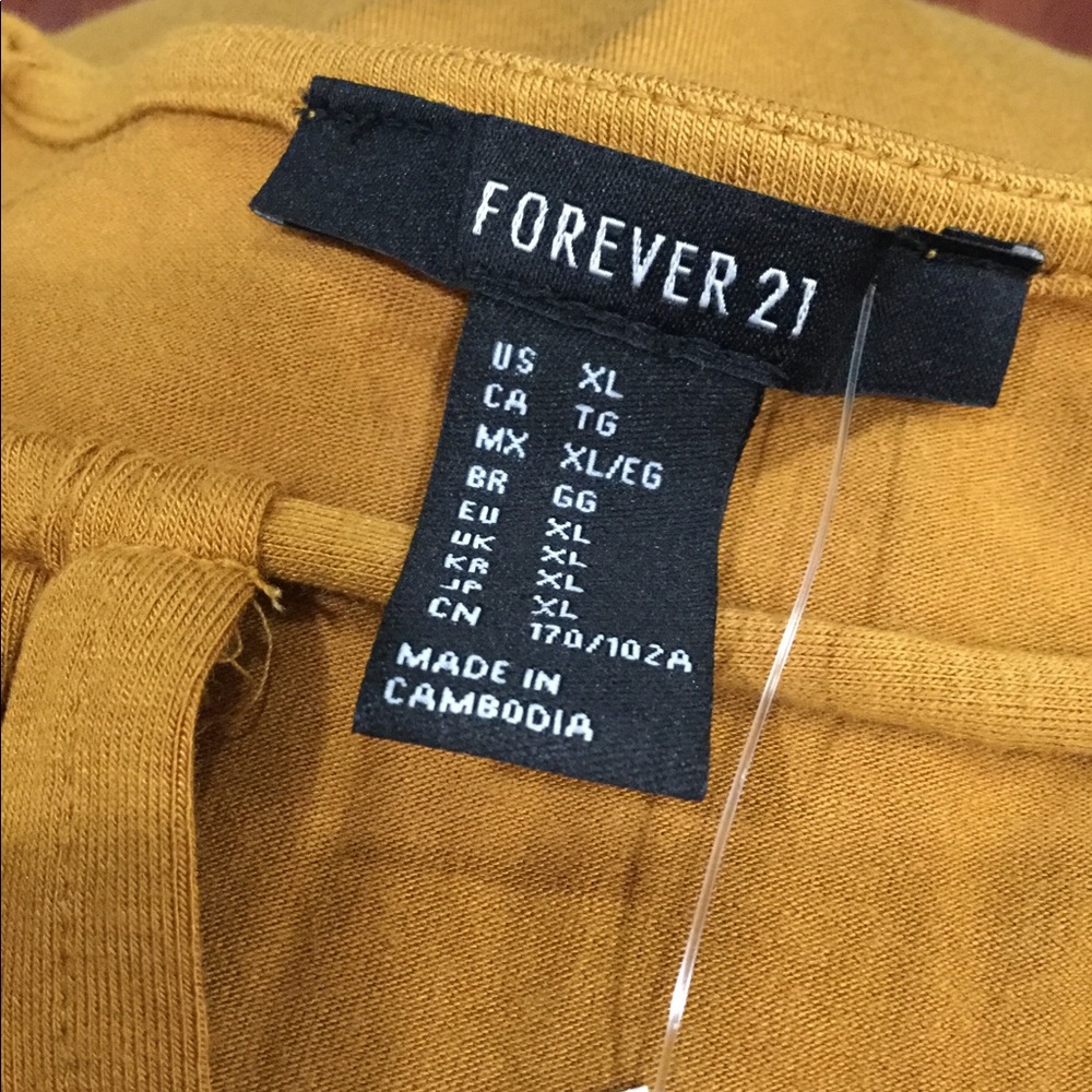 Forever21 - Picture 4 of 5